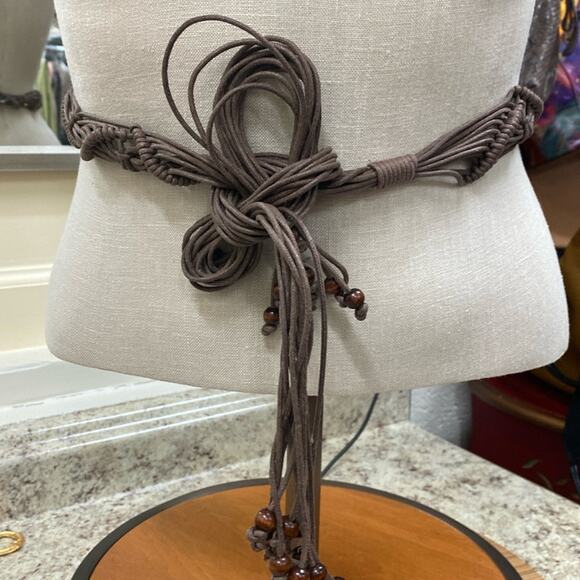 Vintage 12 string women’s one size beaded brown macrame belt - Picture 1 of 5